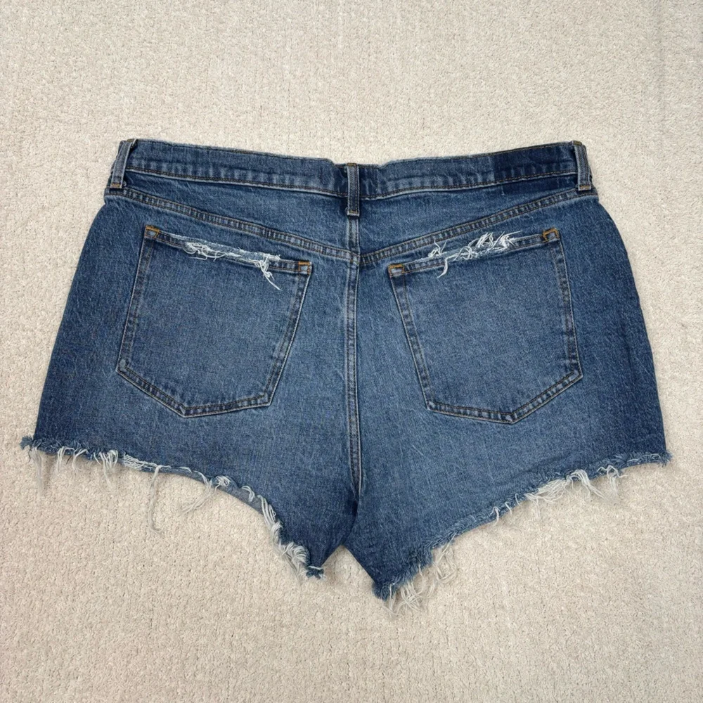 Abercrombie & Fitch Shorts 33‎ Blue The Mom Short High Rise Distressed Cutoff